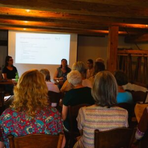 6923E971-96B3-4B67-9675-EB834BFCD923_1_105_c